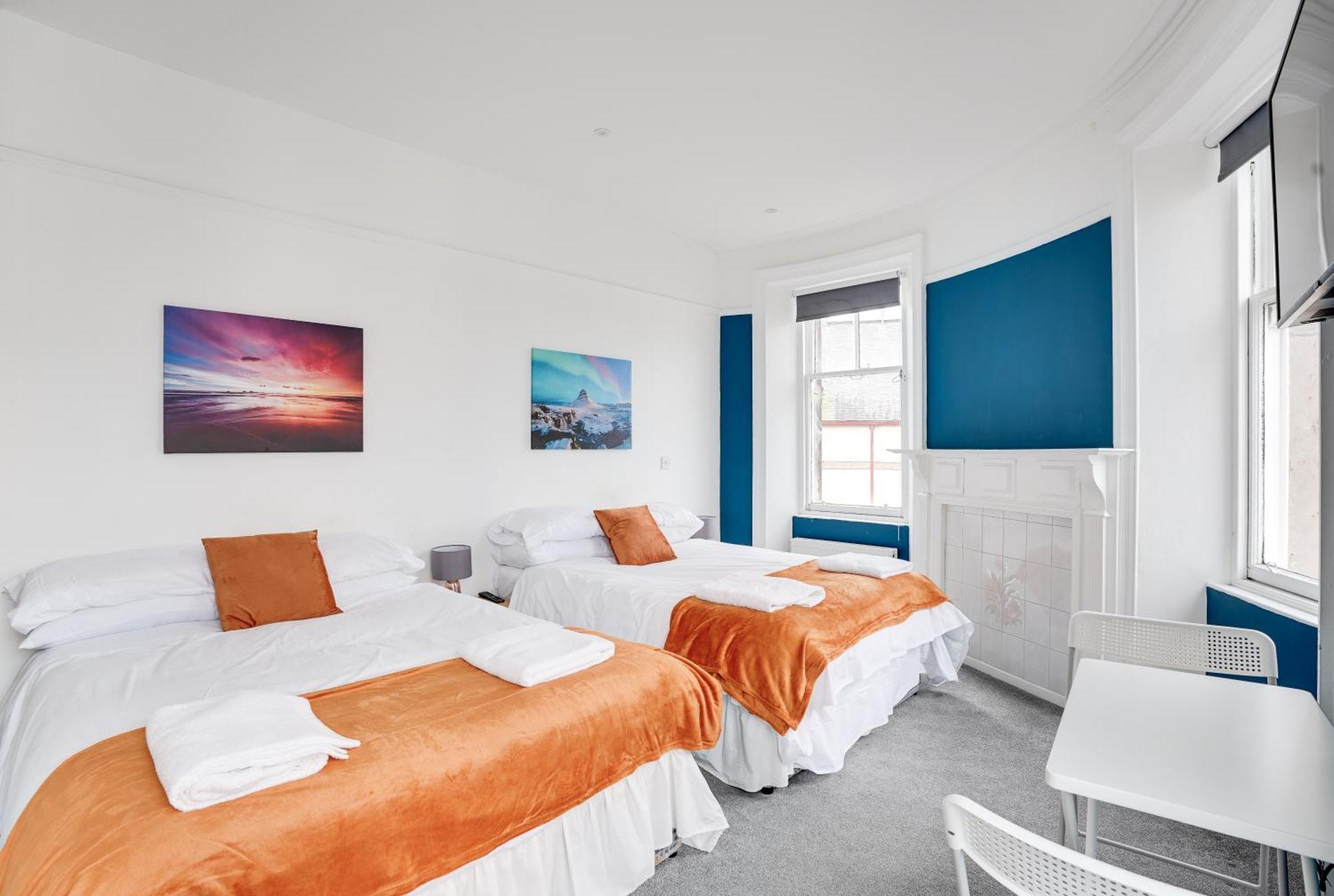 Homesly Guest Rooms, Comfortable En-Suite Guest Rooms With Free Parking And Self Check-In Berwick Upon Tweed Exterior photo